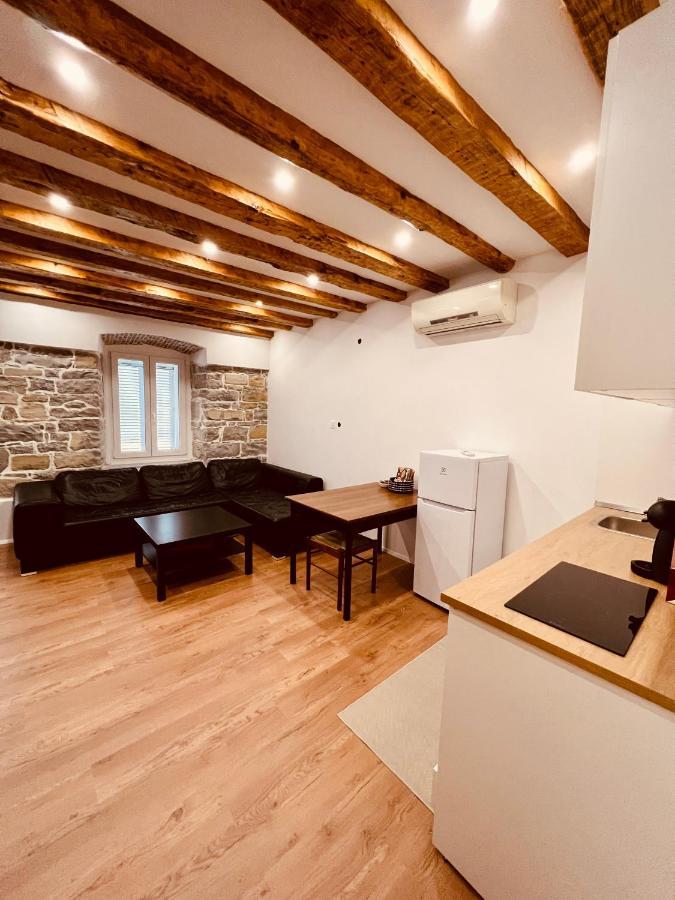 Apartma Nicole Piran Exterior photo